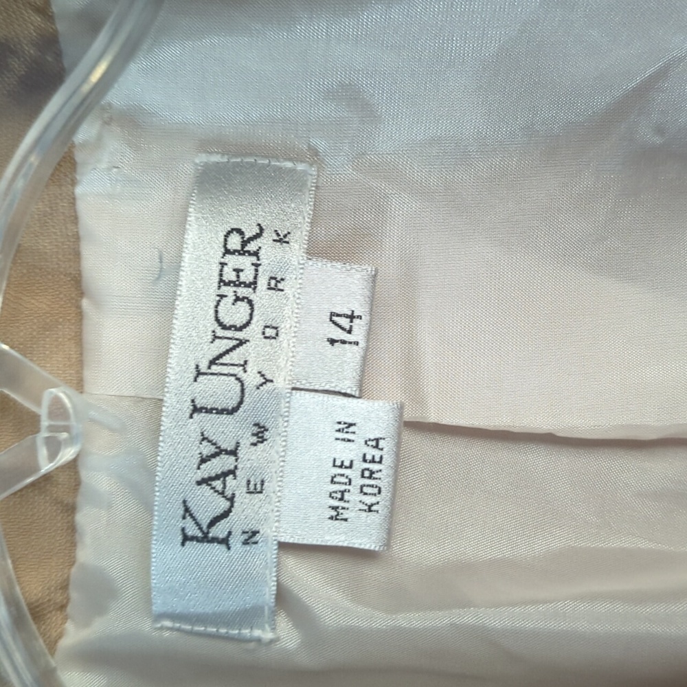 Kay Unger Beige Blazer with Black Trim - Picture 4 of 8